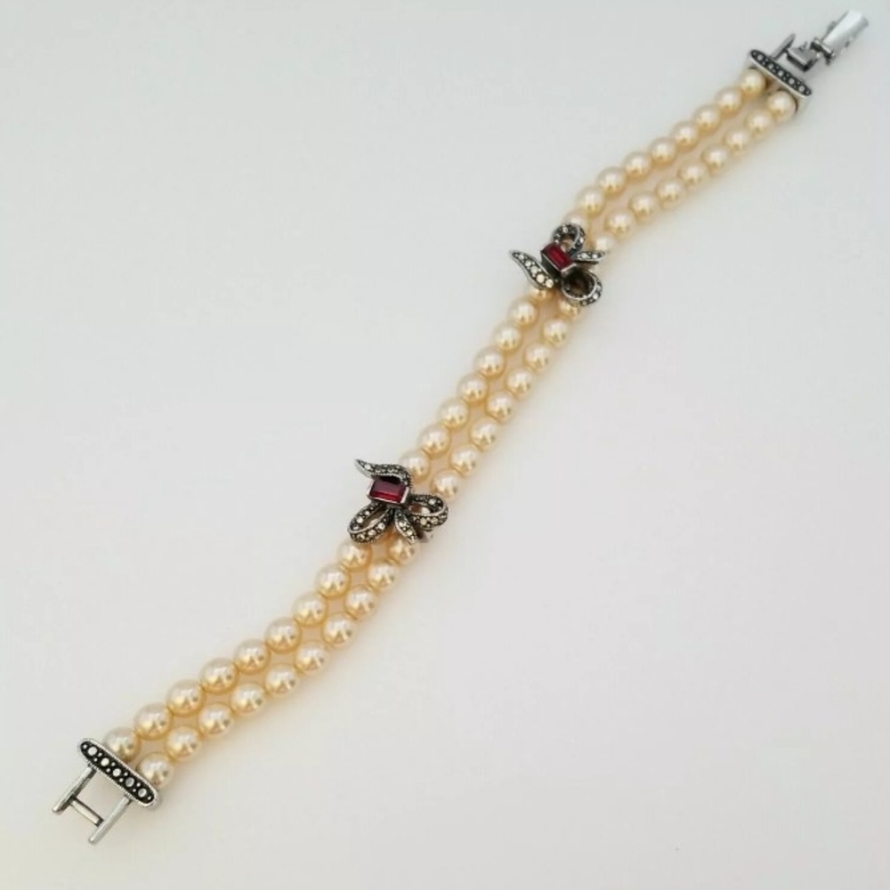 JOAN RIVERS CLASSICS COLLECTION PEARL & GARNET WEDDING BRACELET - Picture 7 of 7